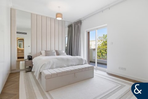 Villa in Springs 11, The Springs, Dubai 3 bedrooms, 210 sq.m. № 98231 - photo 10