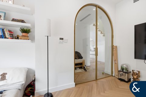 Villa in Springs 11, The Springs, Dubai 3 bedrooms, 210 sq.m. № 98231 - photo 24