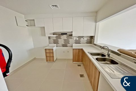 Купить виллу в Villanova, Dubai Land, Дубай: 2 спальни, 161м², № 98230 - фото 2