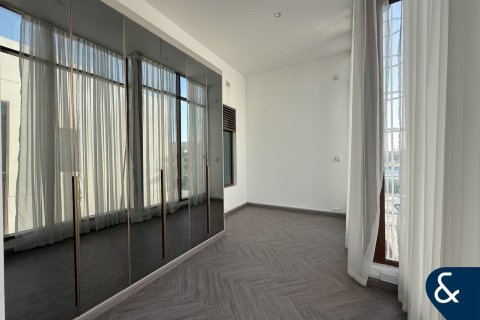 Снять в аренду виллу в Meydan, Дубай: 5 спален, 925м², № 98227 - фото 6