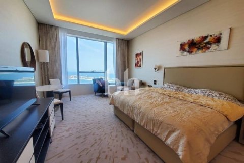 Снять в аренду квартиру в Пальме Джумейре, Дубай: 49м², № 58575 - фото 1