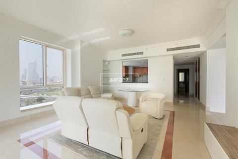 Apartment in Dubai Marina, Dubai 2 bedrooms, 159.3 sq.m. № 42525 - photo 2