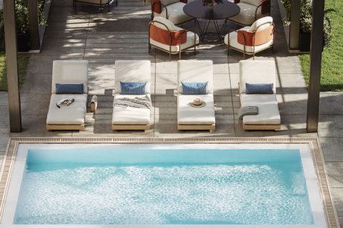Apartment in Al Satwa, Dubai 2 bedrooms, 101.6 sq.m. № 41299 - photo 6