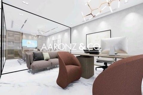 Office in Jumeirah Lake Towers, Dubai 107 sq.m. № 96143 - photo 6