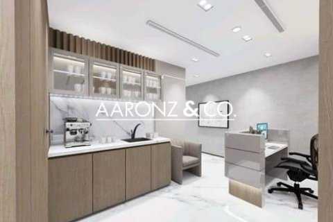 Office in Jumeirah Lake Towers, Dubai 107 sq.m. № 96143 - photo 9