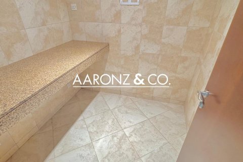 Appartement à Jumeirah Beach Residence, Dubai, 4 chambres, 344 m², № 96147 - photo 9