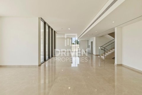 Villa in Dubai Hills Estate, Dubai 5 bedrooms, 915.75 sq.m. № 127549 - photo 4