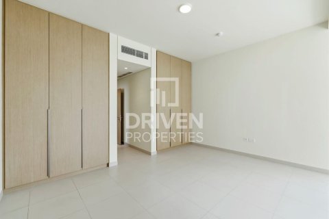 Villa in Dubai Hills Estate, Dubai 5 bedrooms, 915.75 sq.m. № 127549 - photo 10