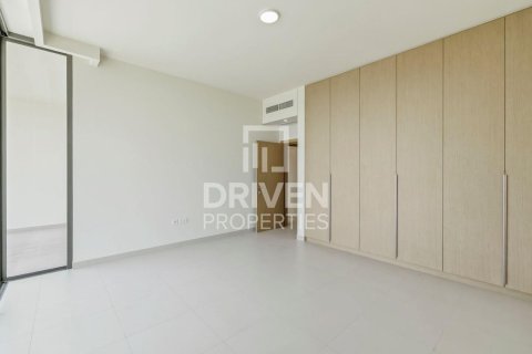 Villa in Dubai Hills Estate, Dubai 5 bedrooms, 915.75 sq.m. № 127549 - photo 7