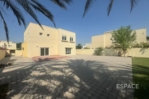 Villa à Meadows, Dubai, 3 chambres, 311 m², № 62058 - photo 1