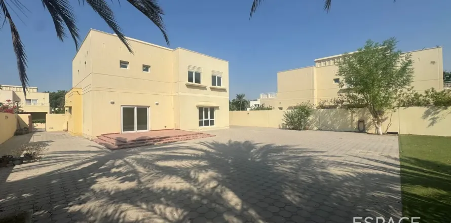 Villa à Meadows, Dubai, 3 chambres, 311 m², № 62058