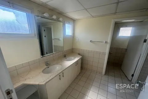 Villa à Meadows, Dubai, 3 chambres, 311 m², № 62058 - photo 5