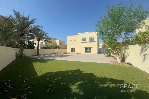 Villa à Meadows, Dubai, 3 chambres, 311 m², № 62058 - photo 14