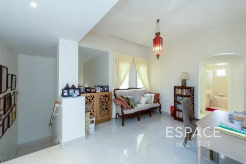 Villa à Meadows, Dubai, 4 chambres, 353 m², № 62057 - photo 8