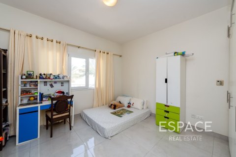 Villa à Meadows, Dubai, 4 chambres, 353 m², № 62057 - photo 12