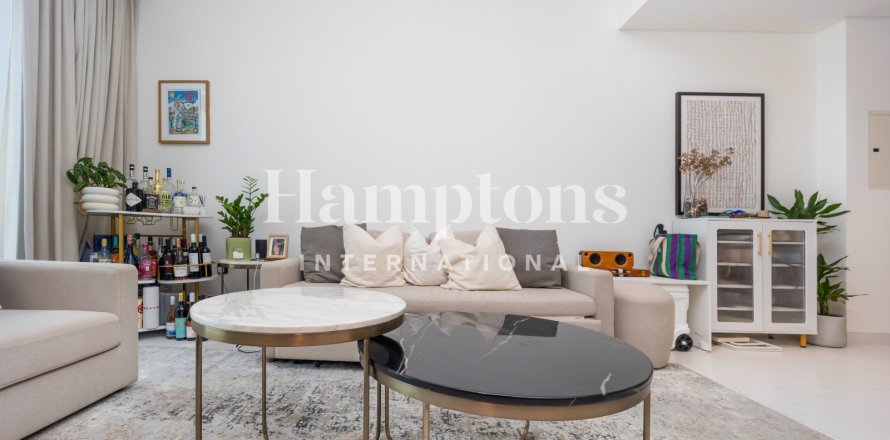 Квартира в Dubai Harbour, Дубай, 1 спальня, 79.7108м², № 92878