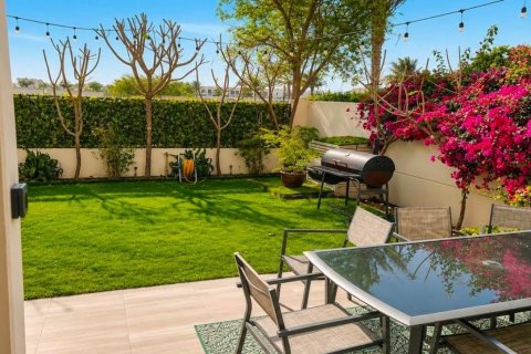 Villa à Hayat Townhouses, Town Square, Dubai, 3 chambres, 187 m², № 124440 - photo 6