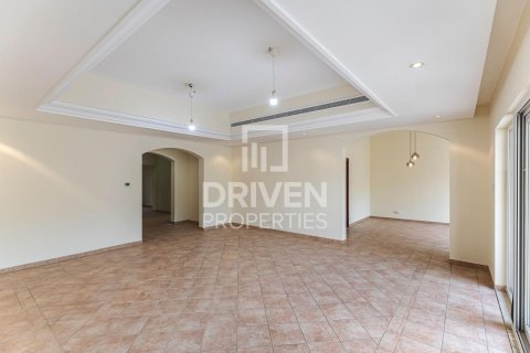 Maison de ville à Green Community Motor City, Motor City, Dubai, 3 chambres, 400.04 m², № 129885