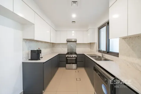 Villa in Dubai Hills Estate, Dubai 3 bedrooms, 211 sq.m. № 122375 - photo 4