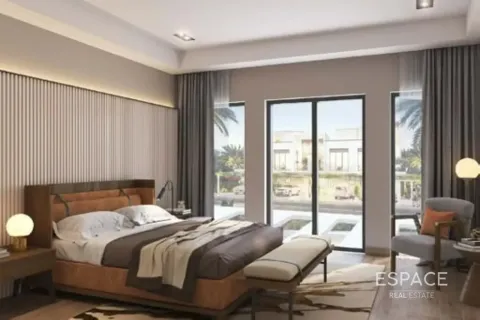 Adosado en Dubai Investment Park, Dubai, 4 dormitorios, 223 m², № 122376 - foto 5