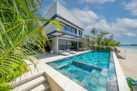 Villa in Palm Jumeirah, Dubai 4 bedrooms, 557 sq.m. № 122374