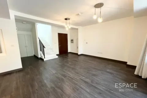 تاون هاوس في دبي 3 غرف نوم, 208 م² رقم 122377 - صورة 2