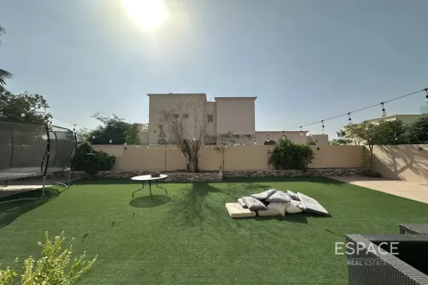 فيلا في Meadows, دبي 4 غرف نوم, 332 م² رقم 122371 - صورة 3