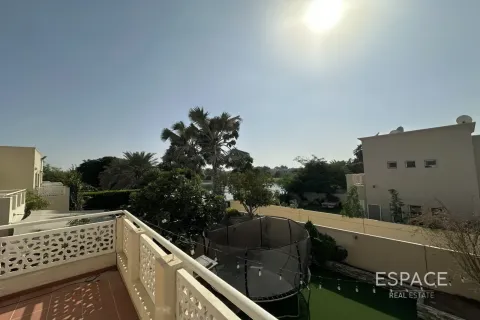 فيلا في Meadows, دبي 4 غرف نوم, 332 م² رقم 122371 - صورة 2