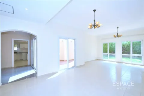 فيلا في Meadows, دبي 4 غرف نوم, 332 م² رقم 122371 - صورة 11