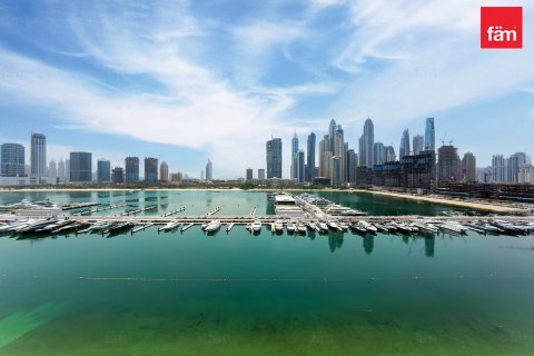 Apartment in Dubai Harbour, Dubai 2 bedrooms, 114.2 sq.m. № 133156 - photo 19