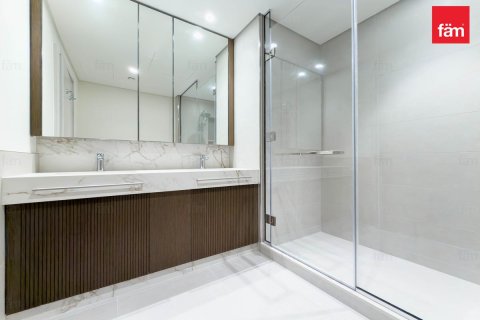 Apartment in Dubai Harbour, Dubai 2 bedrooms, 114.2 sq.m. № 133156 - photo 12