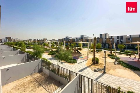 Townhouse in Dubai 3 bedrooms, 180.3 sq.m. № 133159 - photo 6