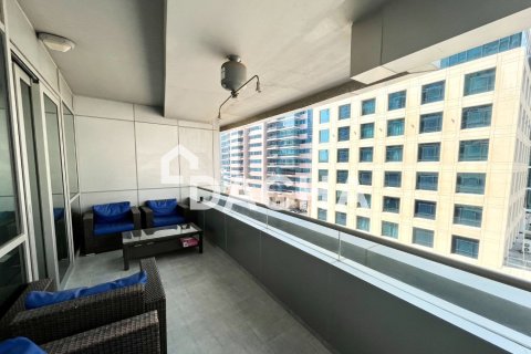Apartamento en The Waves, Dubai Marina, Dubai, 1 dormitorio, 90 m², № 105045 - foto 3