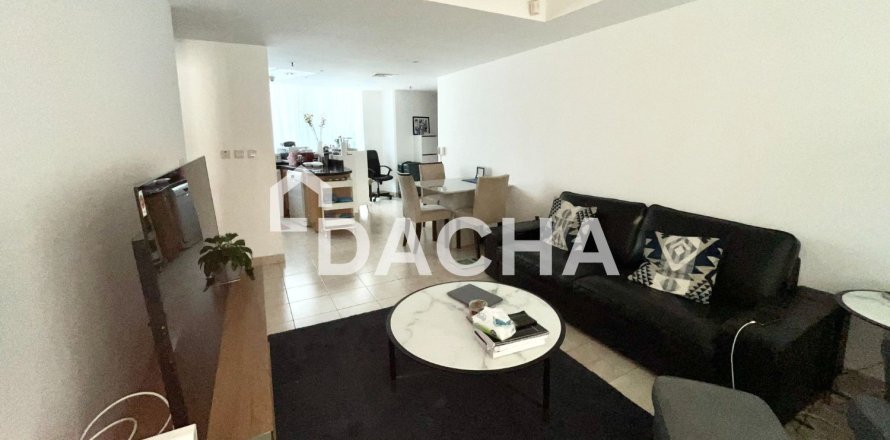 Apartamento en The Waves, Dubai Marina, Dubai, 1 dormitorio, 90 m², № 105045