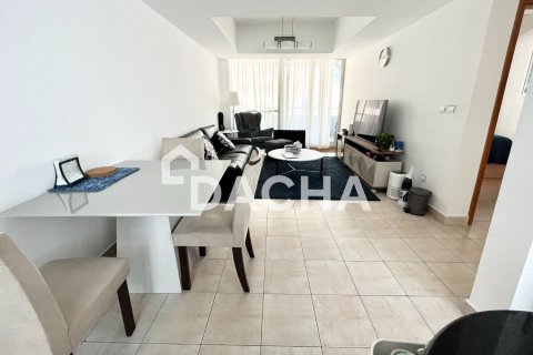 Apartamento en The Waves, Dubai Marina, Dubai, 1 dormitorio, 90 m², № 105045 - foto 10