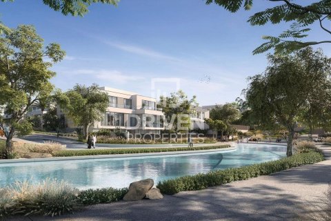 Villa en Dubai, 6 dormitorios, 1055 m², № 87261 - foto 8