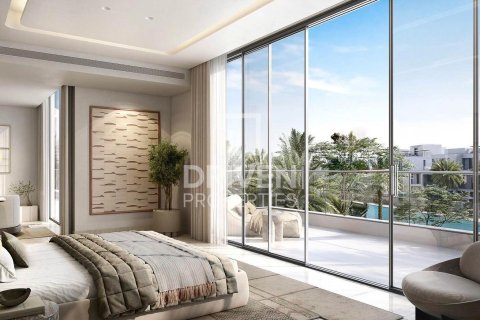Villa en Dubai, 6 dormitorios, 1055 m², № 87261 - foto 5