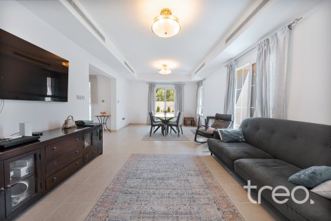 فيلا في المرابع العربية, دبي 3 غرف نوم, 341.33 م² رقم 119406 - صورة 5