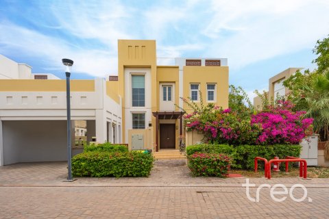 Villa en Rahat, Mudon, Dubai, 3 dormitorios, 395.77 m², № 119401 - foto 18