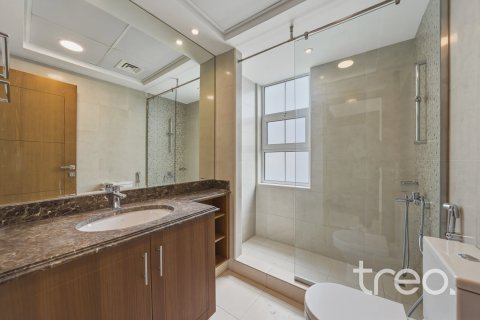Villa en Rahat, Mudon, Dubai, 3 dormitorios, 395.77 m², № 119401 - foto 8
