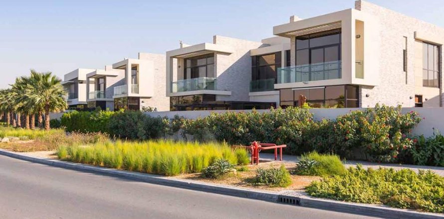 Villa in Dubai 6 bedrooms, 743 sq.m. № 54561