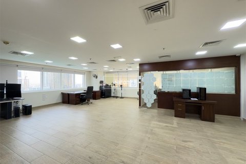 Office in Jumeirah Lake Towers, Dubai 116.9 sq.m. № 50962 - photo 4