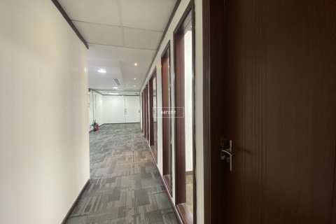 Снять в аренду офис в Sheikh Zayed Road, Дубай: 96.7м², № 55491 - фото 8