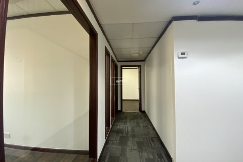 Снять в аренду офис в Sheikh Zayed Road, Дубай: 96.7м², № 55491 - фото 3