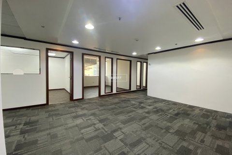 Снять в аренду офис в Sheikh Zayed Road, Дубай: 96.7м², № 55491 - фото 1