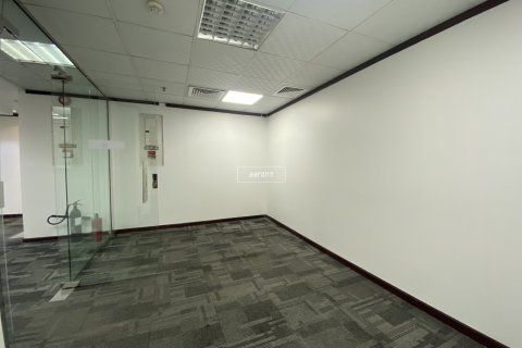 Снять в аренду офис в Sheikh Zayed Road, Дубай: 96.7м², № 55491 - фото 5