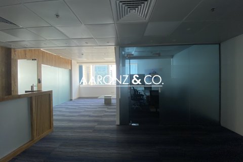 Oficina en Sheikh Zayed Road, Dubai, 179 m², № 55490 - foto 10