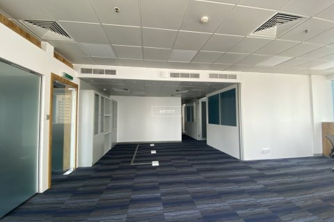 Bureau à Sheikh Zayed Road, Dubai, 178.9 m², № 55490 - photo 2