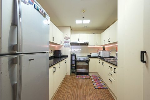 Apartment in Jumeirah Lake Towers, Dubai 2 bedrooms, 120 sq.m. № 55492 - photo 12