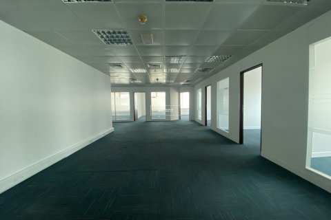 Снять в аренду офис в Sheikh Zayed Road, Дубай: 186.1м², № 55489 - фото 8